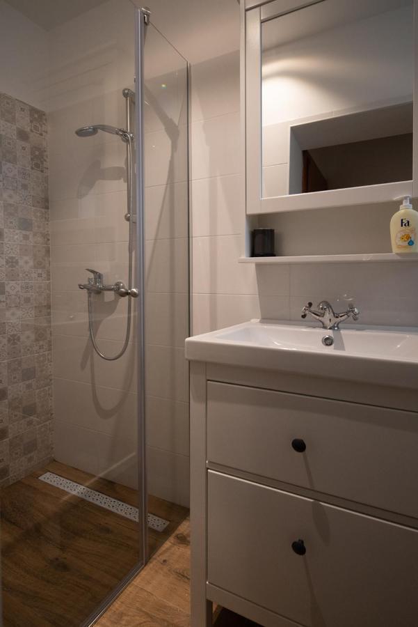 Apartmani Mara Pakoštane Εξωτερικό φωτογραφία
