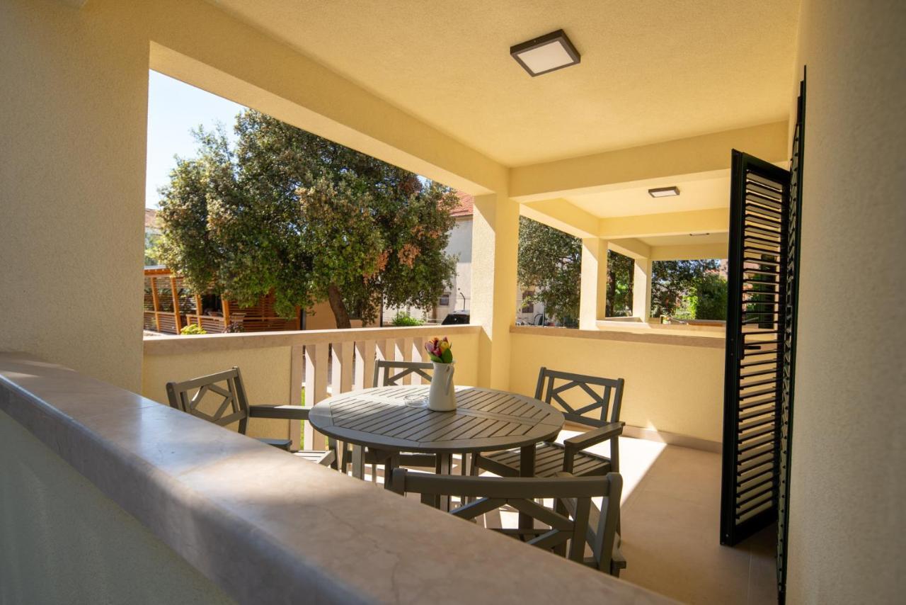 Apartmani Mara Pakoštane Εξωτερικό φωτογραφία