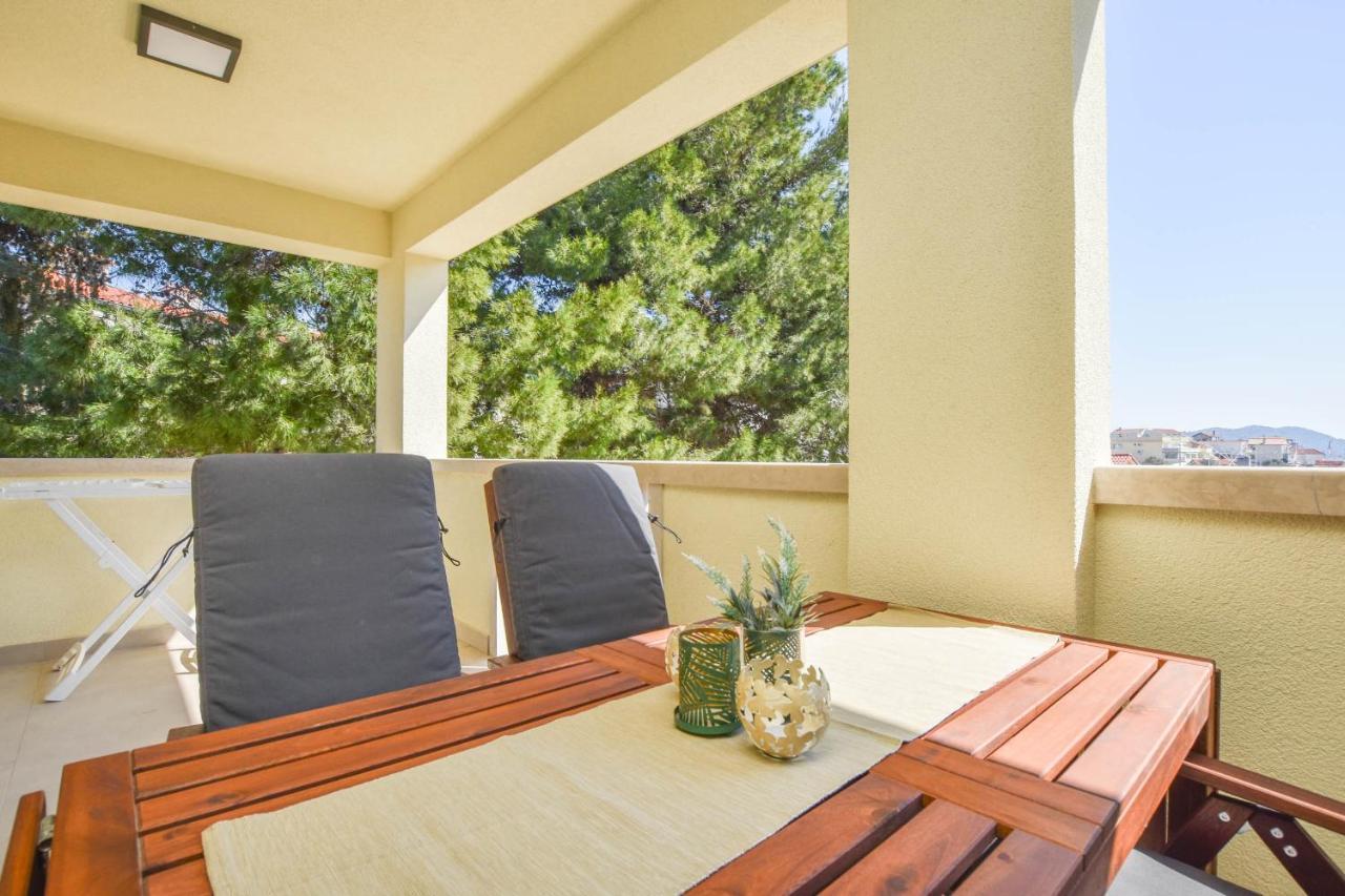 Apartmani Mara Pakoštane Εξωτερικό φωτογραφία